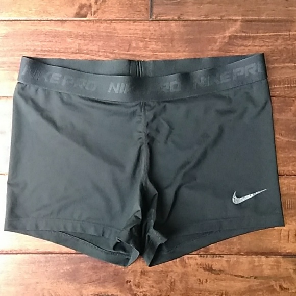 Nike Pants - Nike shorts